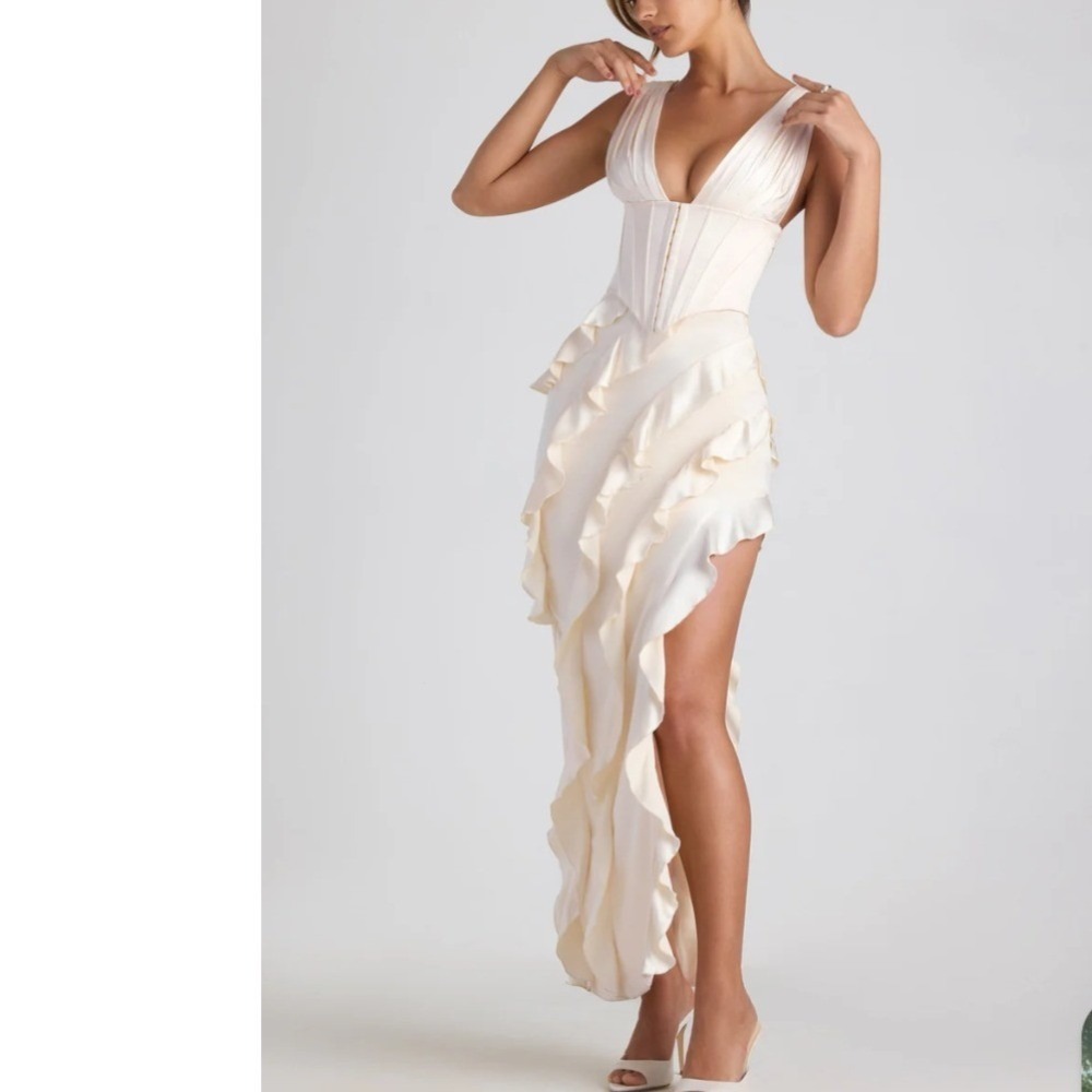 Oh Polly Ambrosia Ivory Ruffle Trim Corset Maxi Dress‎ US 0 NEW Bridal